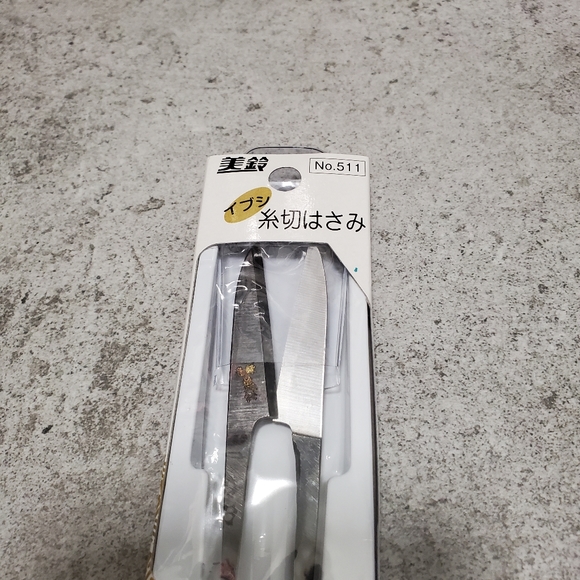 Misuzu smoke thread Scissors 105mm short blade (japan import) - Picture 6 of 6